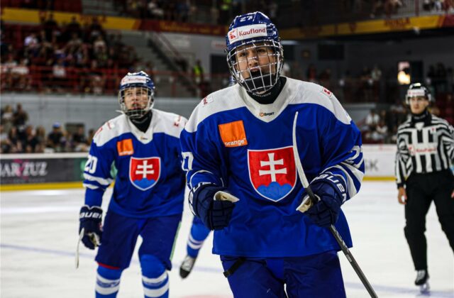 Osemnástka trénera Štolca už trénuje, v auguste ju čaká prestížny Hlinka Gretzky Cup v Kanade