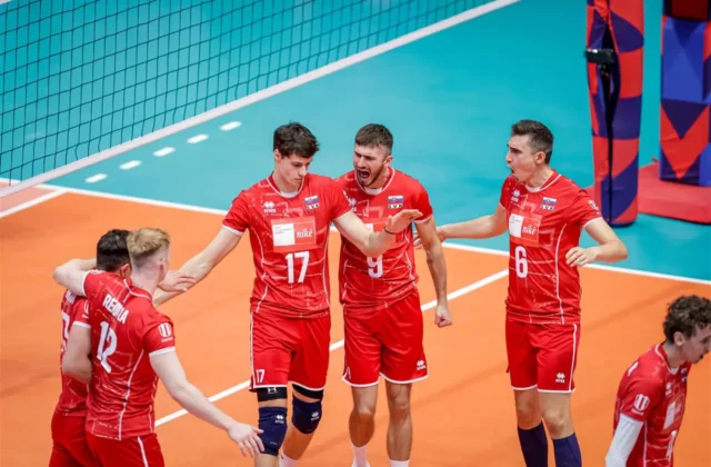 Slováci ako prví na ME zobrali set majstrom sveta. Talianov nečakane potrápili, teraz ich čakajú Česi