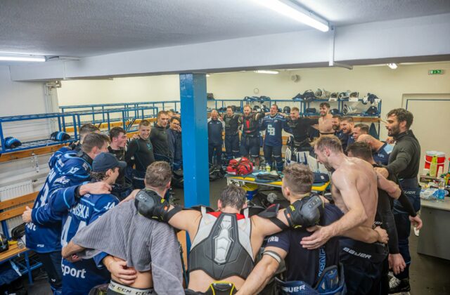 Na Bučeka v Nitre bučali, aj tak strelil víťazný gól Slovana. Doma prehrali aj Poprad a Banská Bystrica – VIDEO