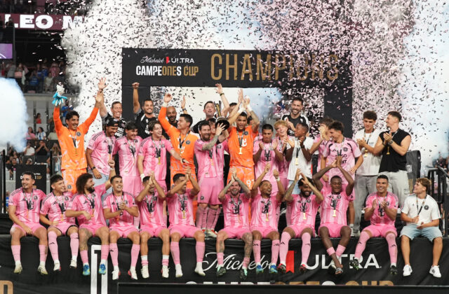Jubilejný gól v drese Miami strelil hlavou. Messi sa teší z ďalšej trofeje, podľa Beckhama si zaslúži Zlatú loptu – VIDEO