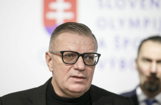 Konferencia SFZ mala krátke trvanie. Nespokojní delegáti rokovanie opustili už v úvode